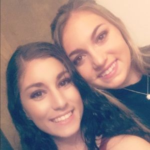 Meet your Posher, Julia