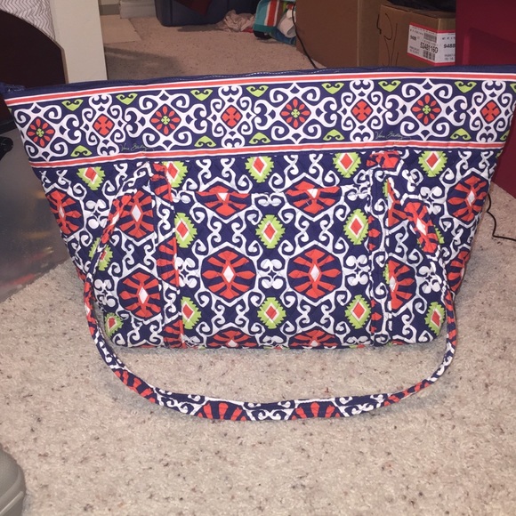 Vera Bradley Miller Bag in pattern Sun Valley