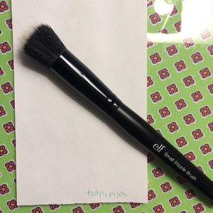 ELF small stipple brush