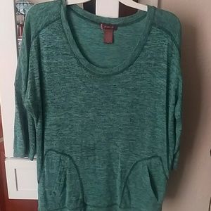 ***sold*** 3/4 sleeve shirt