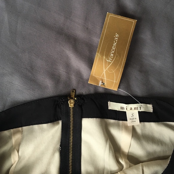 Miami brand from Francesca's : "baroquebae" skirt - Picture 4 of 4