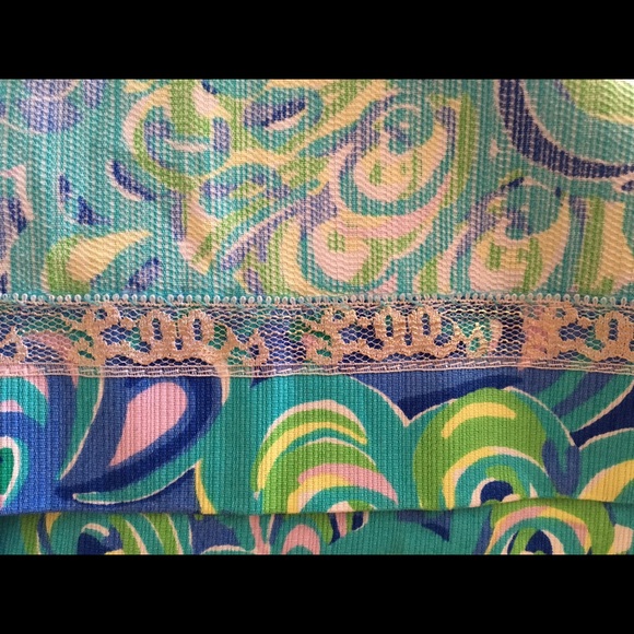 🎉FINAL🎉 Lilly Pulitzer Lilly's Lagoon Shift - Picture 3 of 3