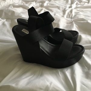 Steve Madden Wedges !!
