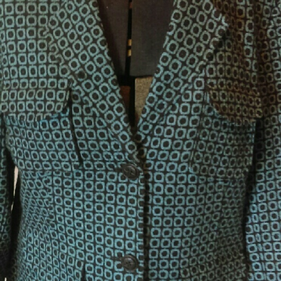 2 Piece pant suit - Picture 3 of 4