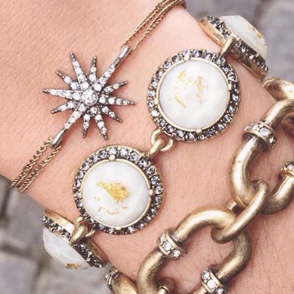 ⚠️ FLASHSALE 🆕 Statement Bracelet - Picture 2 of 2