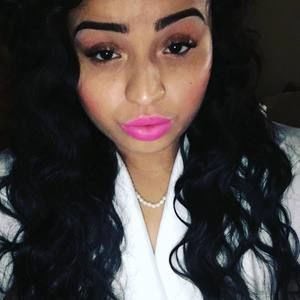 Meet your Posher, Kendra