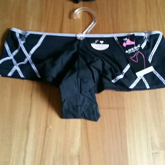 Cheeky underwear, 3 pairs - Picture 1 of 4
