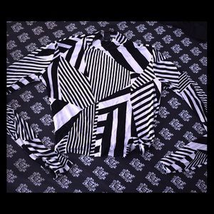 Long sleeved crop top Very stylish!