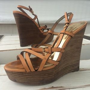 Coach Nude Platforms