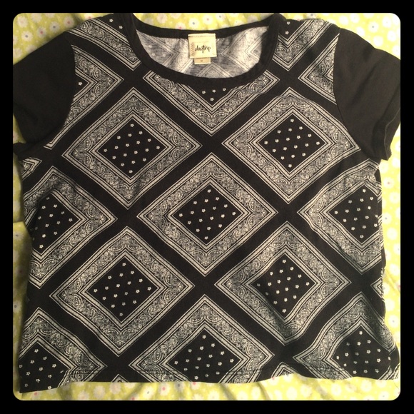 Cute black and white crop top
