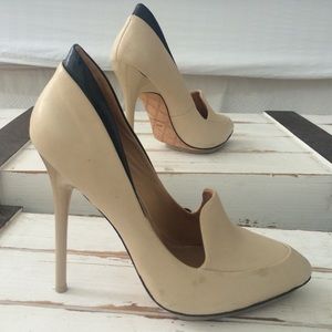 Gwen Stefani L.A.M.B Suede Pumps