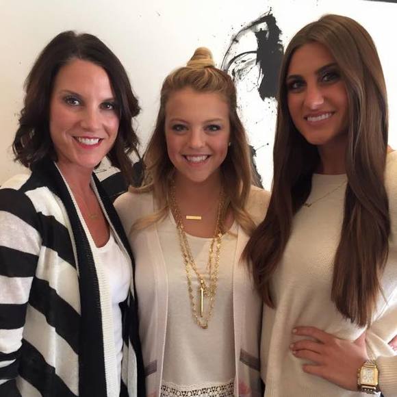 Meet your Posher, Alexis