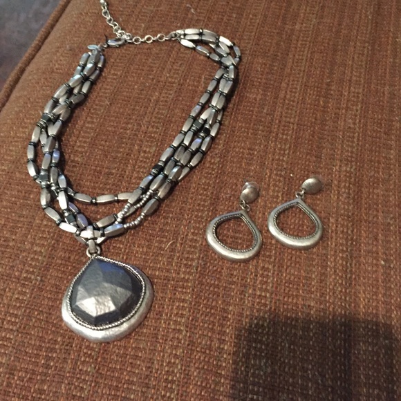 Necklace and earring set.