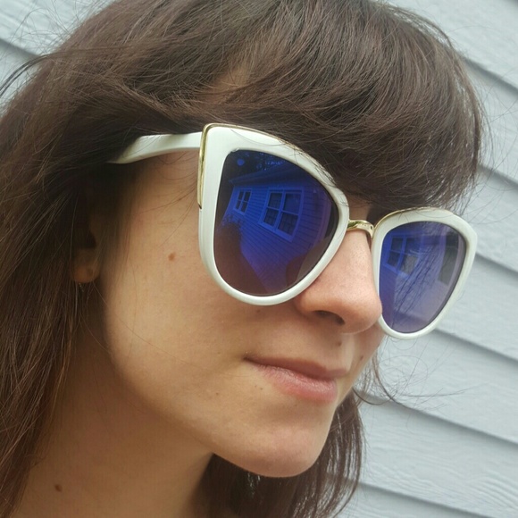 Cat eye mirrored sunglasses - Picture 3 of 3