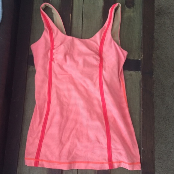 Lululemon top - Picture 2 of 4