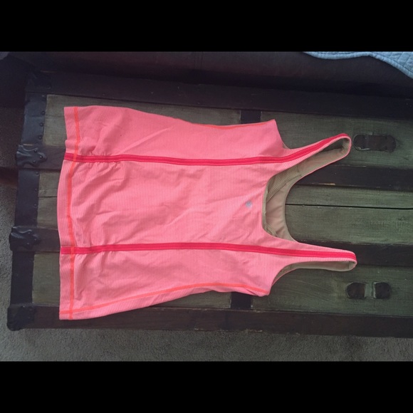 Lululemon top - Picture 3 of 4