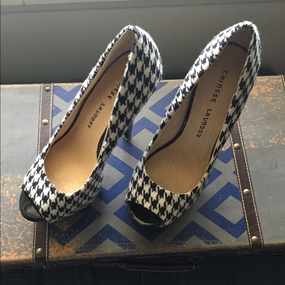 Herringbone platform heels