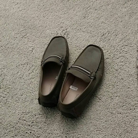 Dress shoes