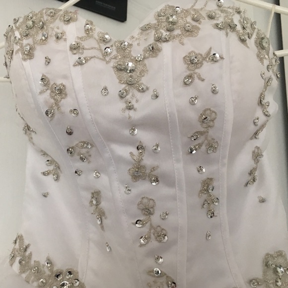 NEW SALEEEEE 🎉🎉 limited time only - Picture 2 of 4