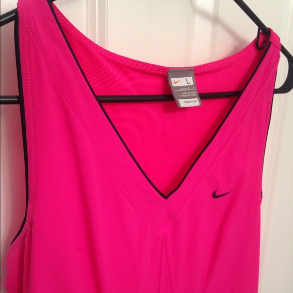Nike tennis dress - Picture 2 of 4