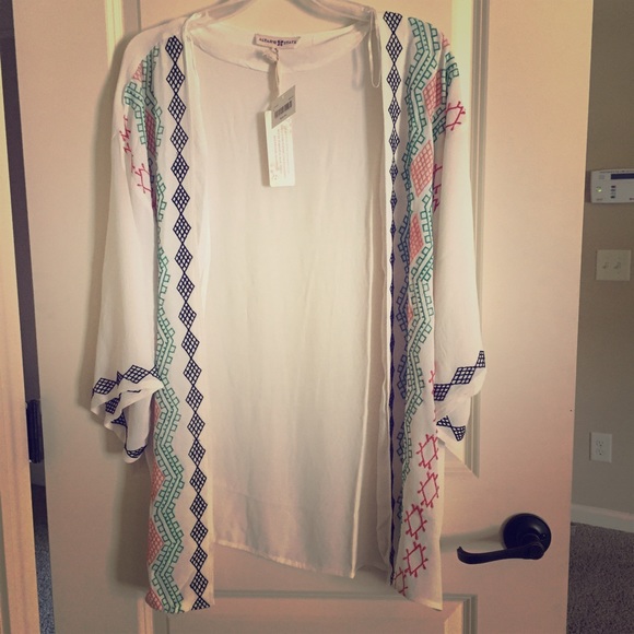 Altar'd State Tops - Altar'd State kimono Small