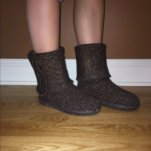 Brown knit Uggs