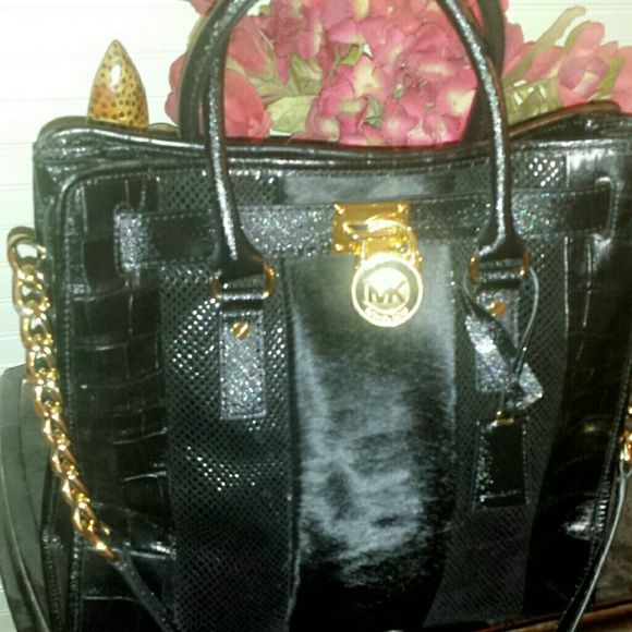 Michael Kors Handbags - Michael Kors Bag
