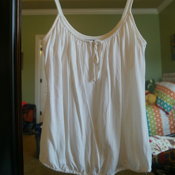 Old Navy white tank top with built in bra - Picture 1 of 2