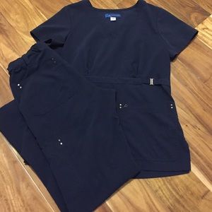 Koi Sapphire scrubs