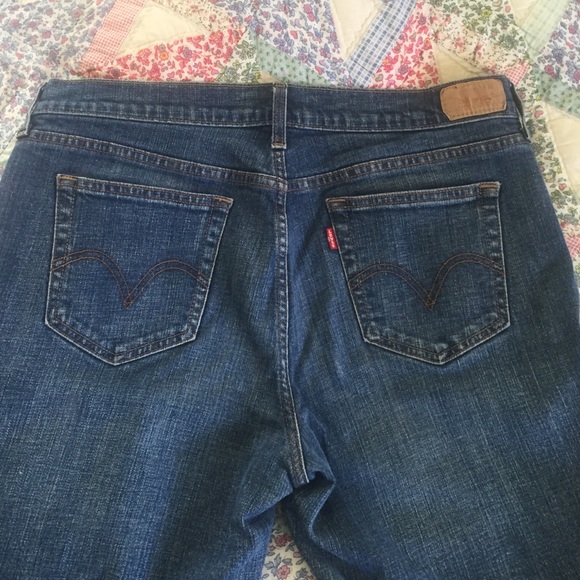 Levi's 505 straight leg jeans- women's