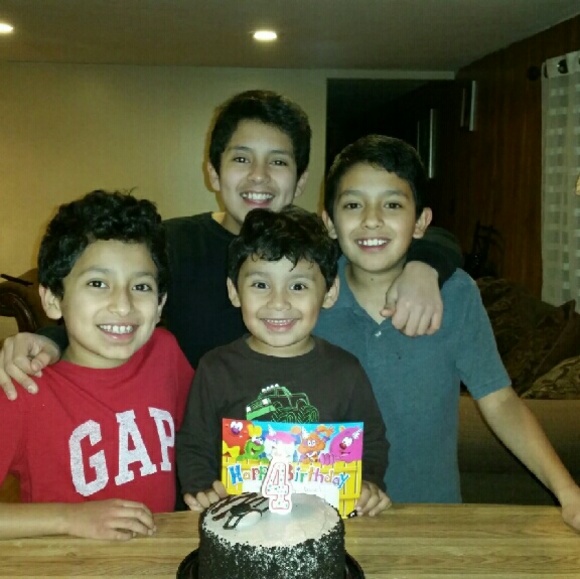 Meet your Posher, Juana maria