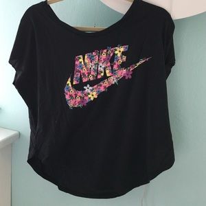 Nike athletic cut tee