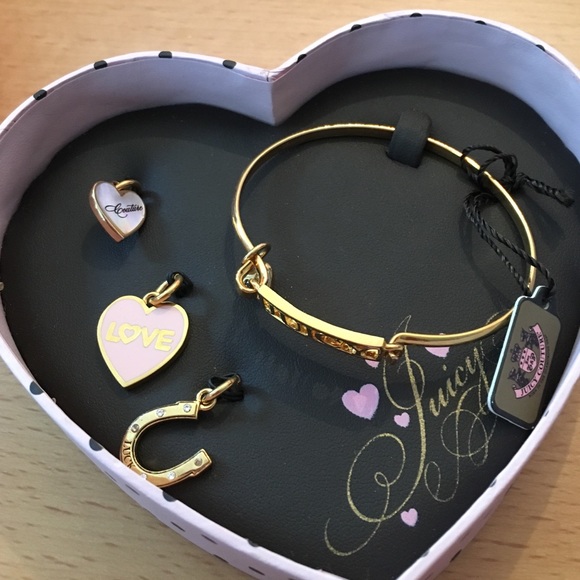 Make It Real Juicy Couture Glamour Stacks (4438) Girls  Juicy Couture bracelet and charm set