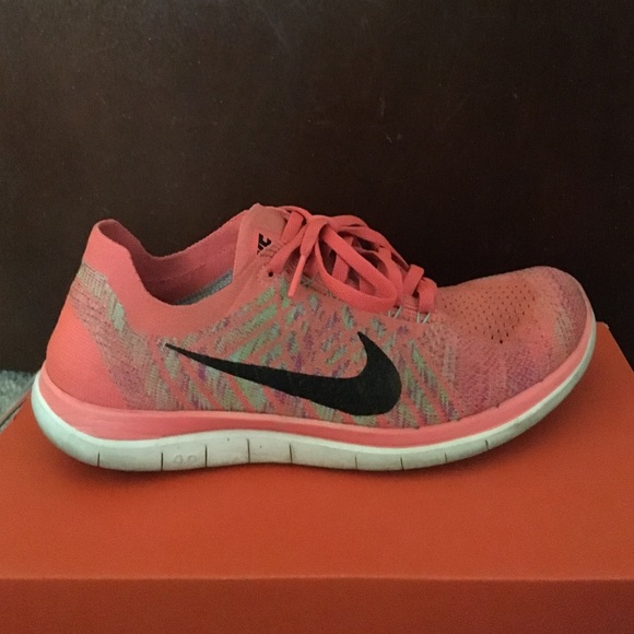 Coral Nike 4.0 Flyknit