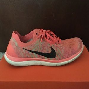 Coral Nike 4.0 Flyknit