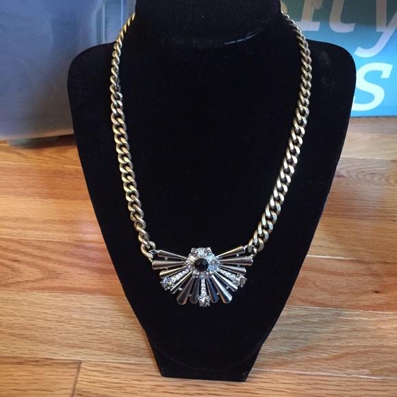 Statement pendant necklace