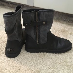 Short black/gray Ugg boots