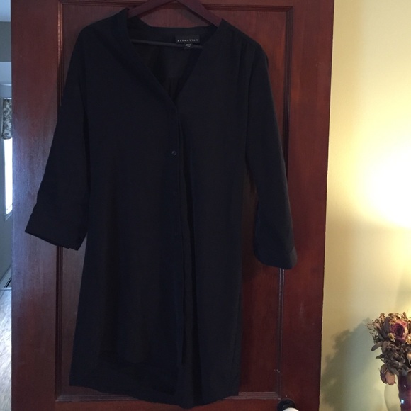 Black button up tunic