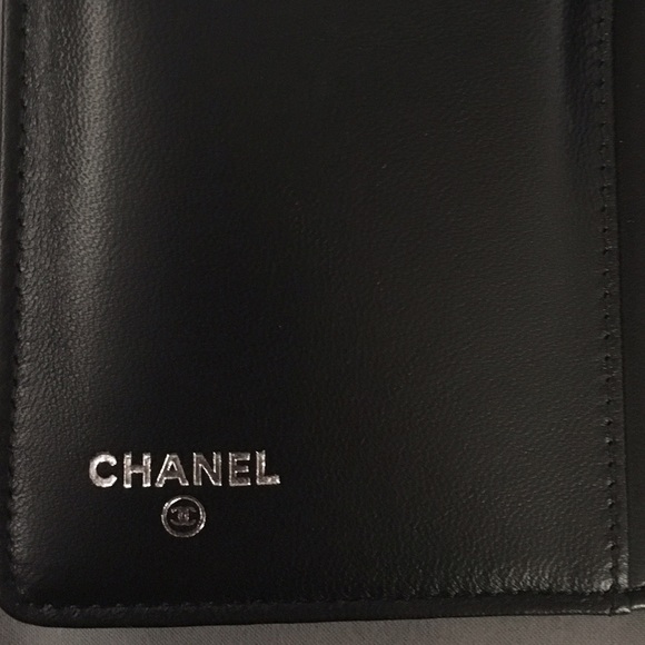 🔴SOLD🔴Authentic New CHANEL Lambskin Wallet - Picture 3 of 10