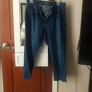 ***sold*** Capri jeans