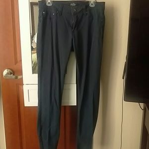 ***sold*** Skinny pants