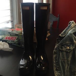 Hunter rain boots size 8