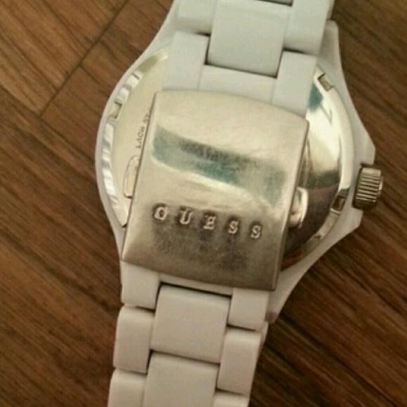 Boyfriend Guess Watch SOLD DO NOT BUY - Picture 4 of 4