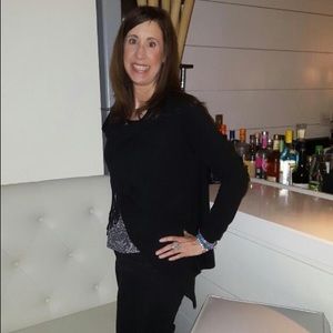 Meet your Posher, Leslie