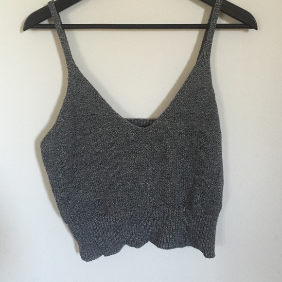 Cropped knitted tank