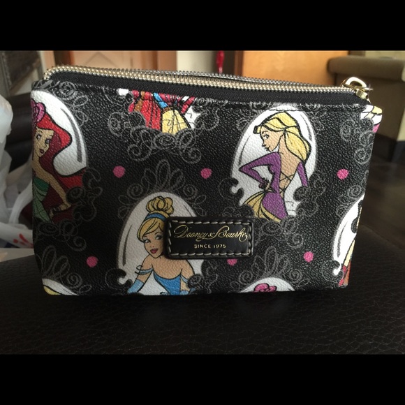 Disney dooney princess cosmetic case