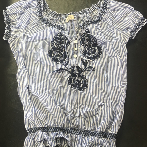 Hollister shirt