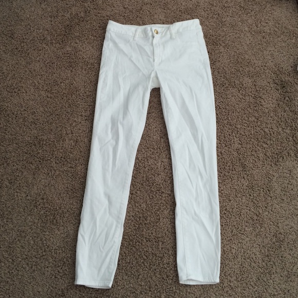 White jeggings from American eagle