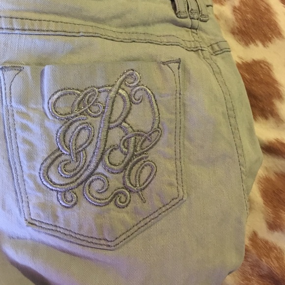 Jeans - Picture 3 of 4