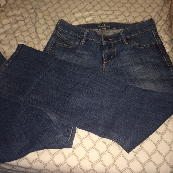 Old Navy "The Diva" Jeans.